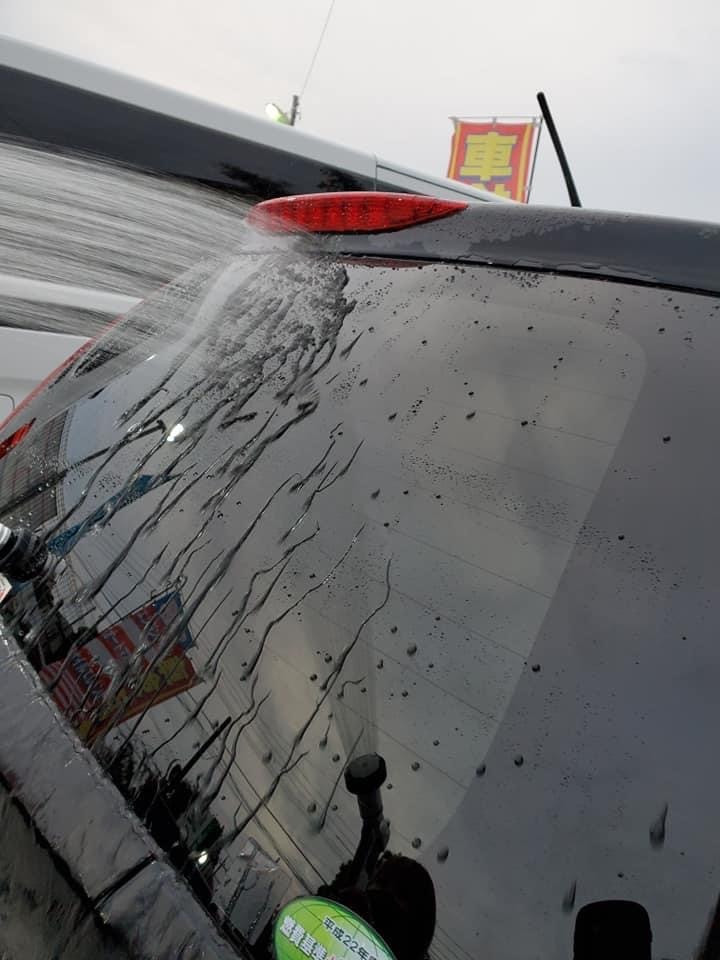 ガラスコーティング、そしてそろそろスタッドレスの季節です！